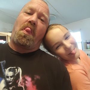 Meet your Posher, Derrell